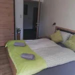 Alpinea شقة